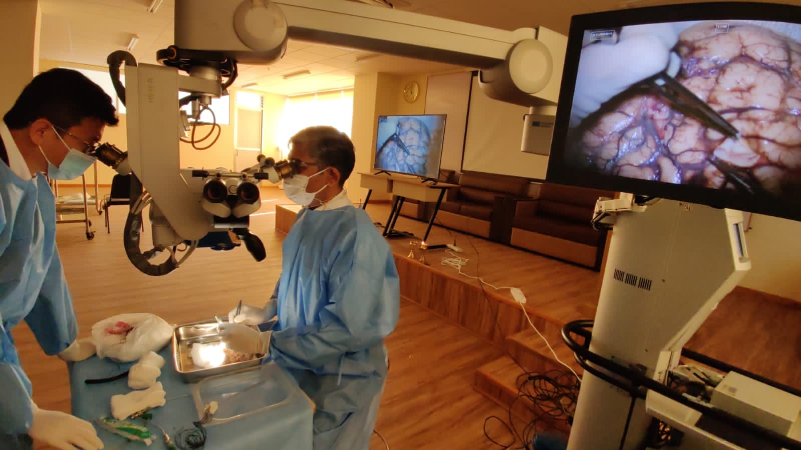 Understanding Brain Tumors: Symptoms, Diagnosis & When to See a Specialist